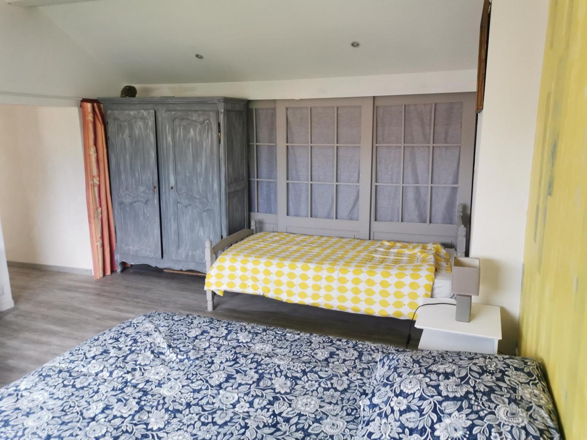 Hotel Logis St Cyrien à Saint-Cyr-en-Val Extérieur photo
